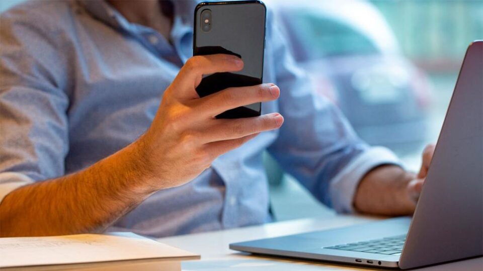 Impuestos que deben pagarse al transferir dinero