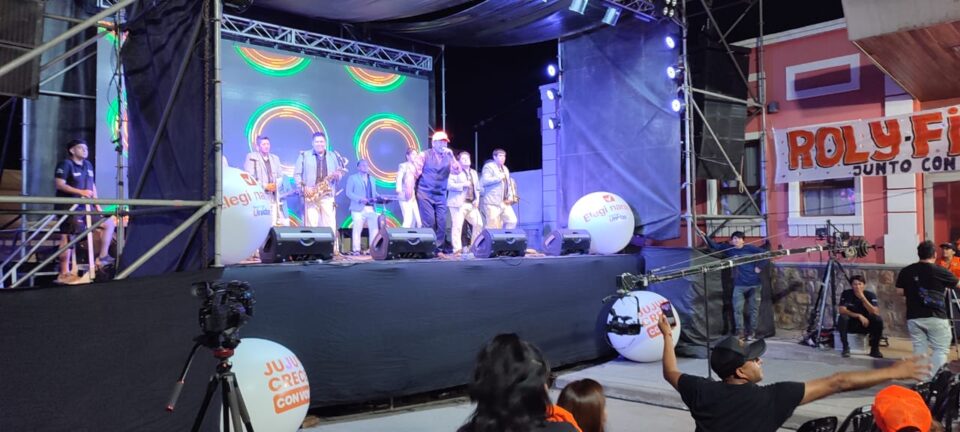 Jujuy Crece cerró su campaña en Perico con un multitudinario acto