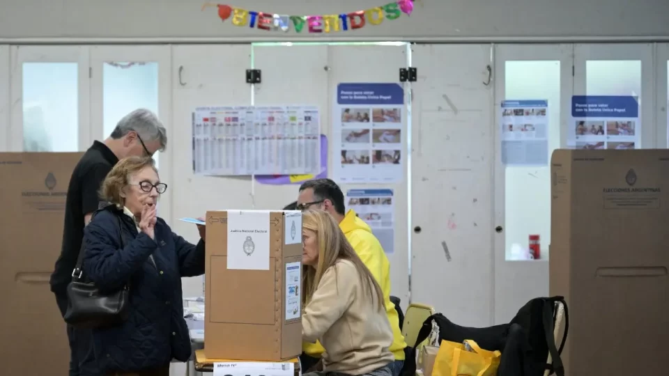 Brusca caída de la participación en las Elecciones Legislativas